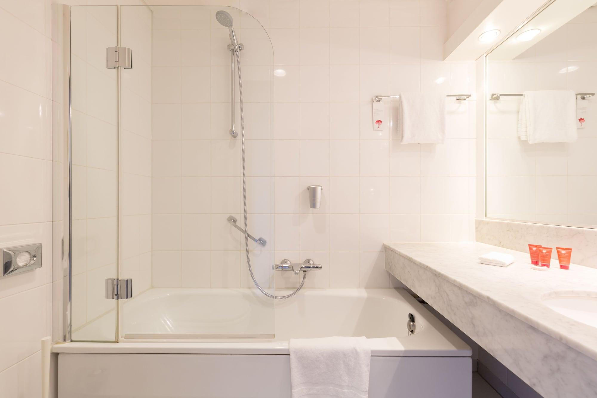 Hotel Leonardo Center 4*