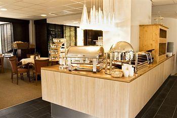 Leonardo Center 4*