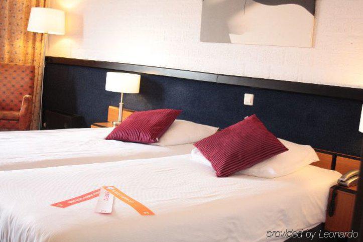 Leonardo Center 4*